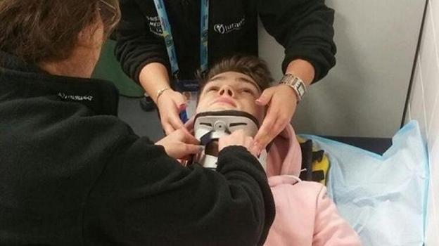 El cantante checo de Eurovisión, grave tras su ensayo