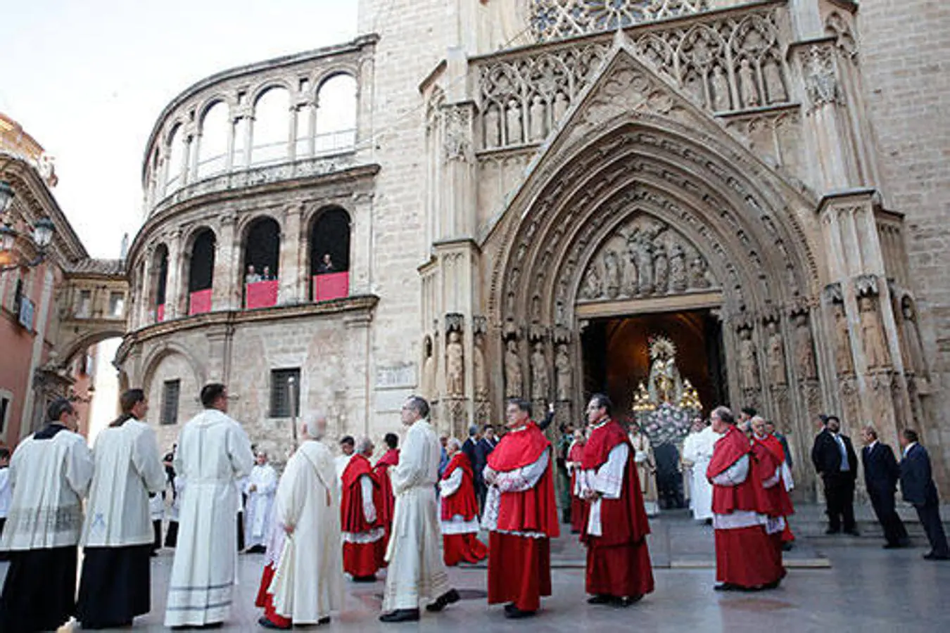 Fotos: Nueva itinerario de la procesión de la Virgen