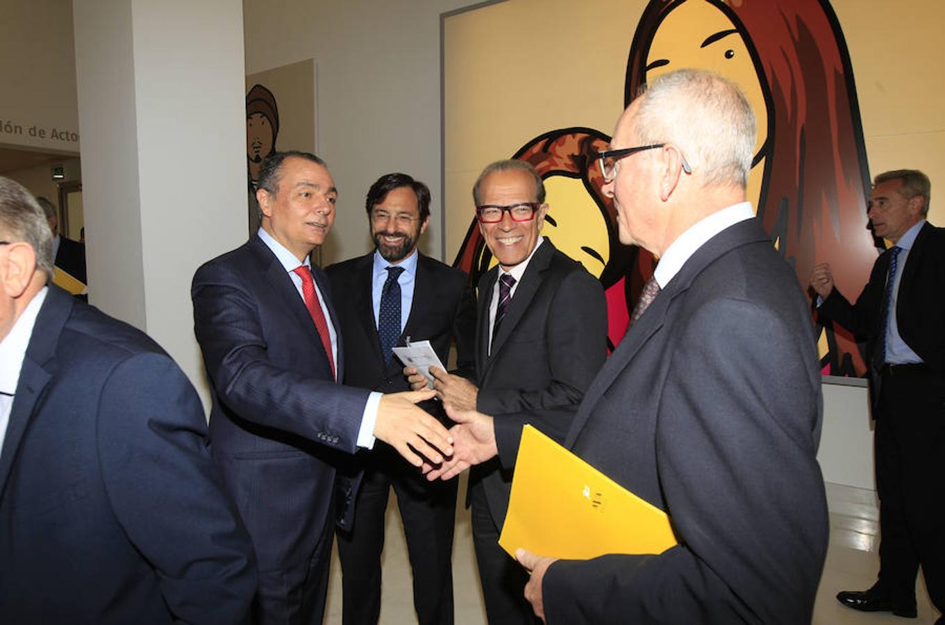 Fotos: La asamblea de la CEV, en el Salón de actos Fundación Bancaixa