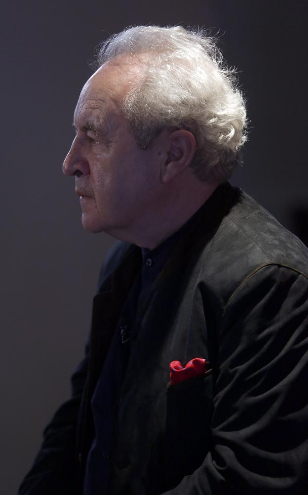 John Banville, ayer, antes de la entrevista. 