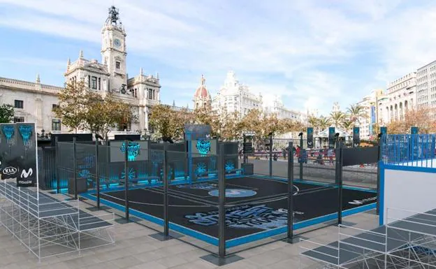 Movistar Street Basket Tour | El baloncesto callejero toma hoy la plaza del Ayuntamiento de Valencia