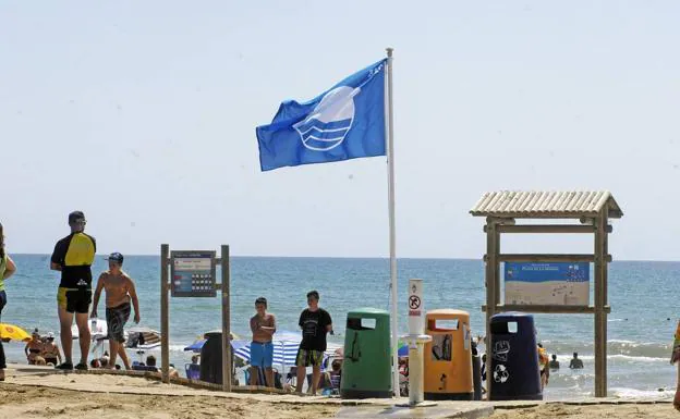 Banderas azules 2018 | Listado de todas las playas que tendrán bandera azul en 2018 en España (PDF)