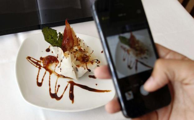 Tapa en un restaurante de Valencia.