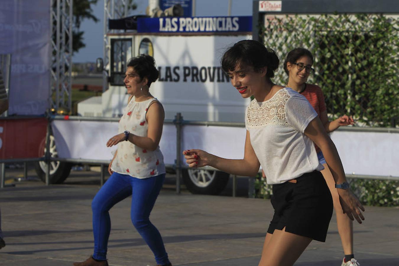 El público ha podido disfrutar de las mejores tapas con actuaciones musicales en directo en la Marina de Valencia