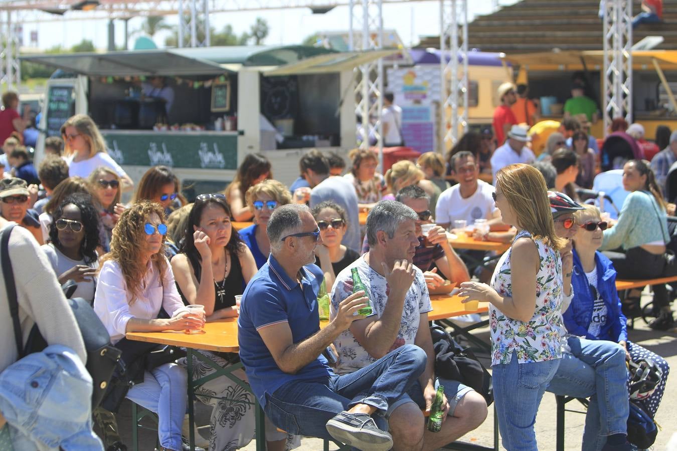 Fotos: Animada feria Tapas con Swing 2018 en la Marina de Valencia