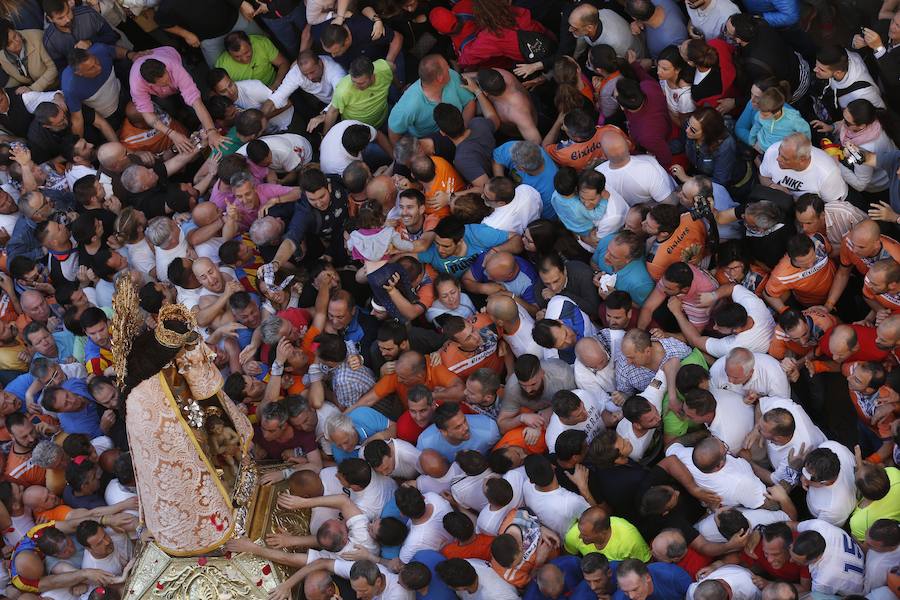 Fotos: 10 grandes imágenes de la festividad de la Virgen de los Desamparados en Valencia