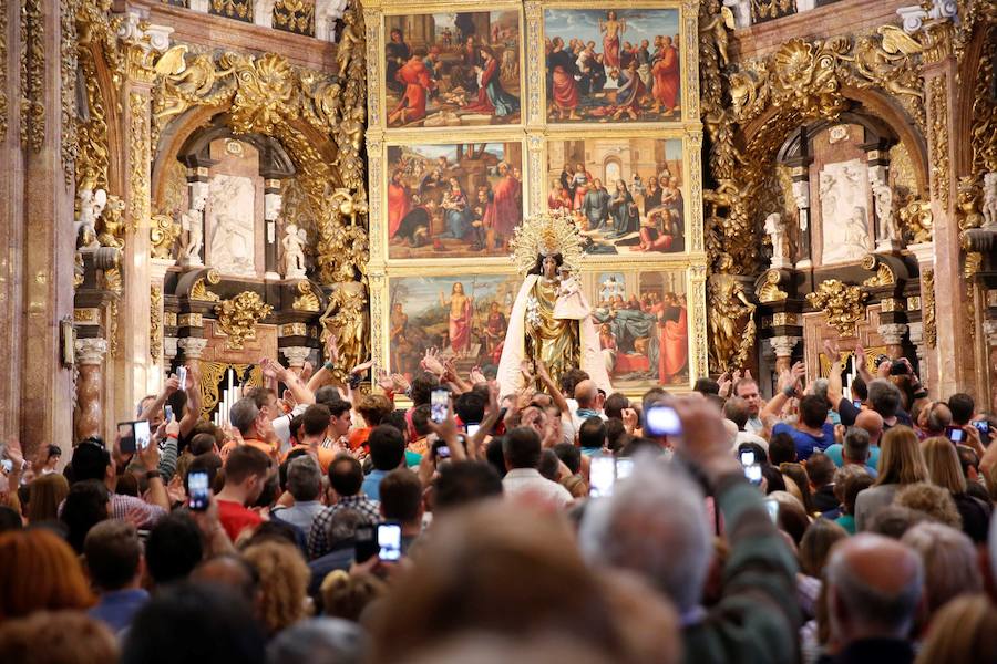 Fotos: 10 grandes imágenes de la festividad de la Virgen de los Desamparados en Valencia