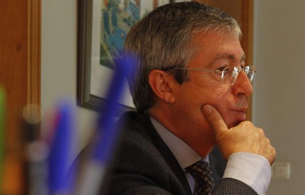 Alejandro Escribano, en su despacho. 