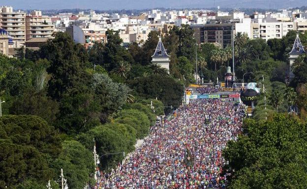 Salida de la Volta a Peu de Valencia.