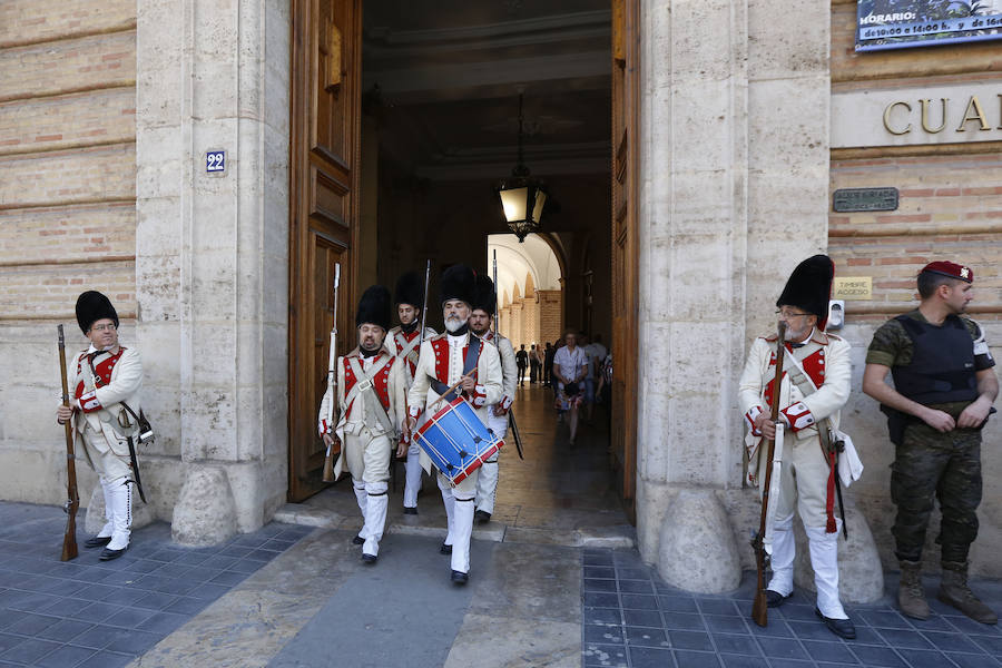 Fotos: Puertas abiertas en Capitanía de Valencia