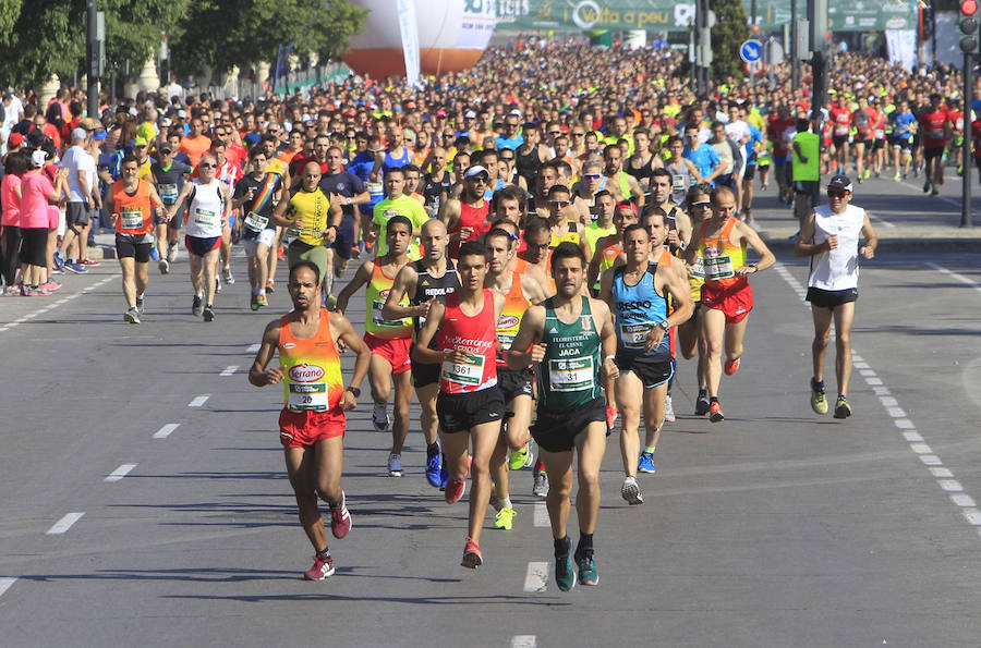 Fotos: Las imágenes de la Volta a Peu de Valencia