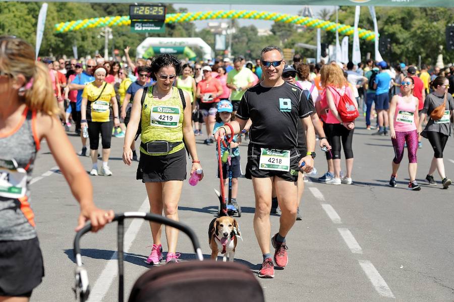 Fotos: Búscate en la Volta a Peu de Valencia