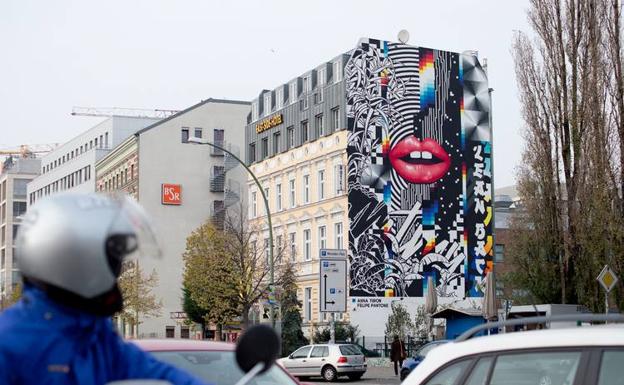 Pared de Felipe Pantone en Berlín, Alemania.