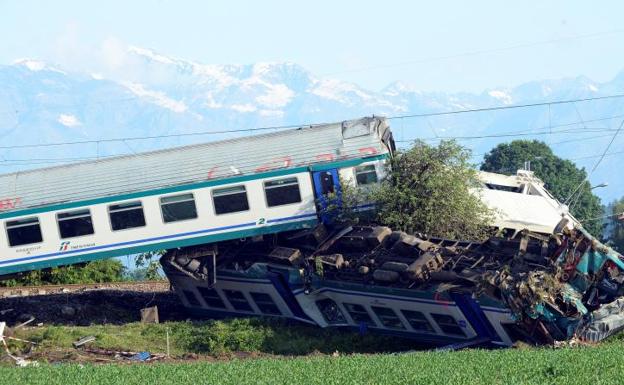 Dos vagones, en el lugar del accidente.