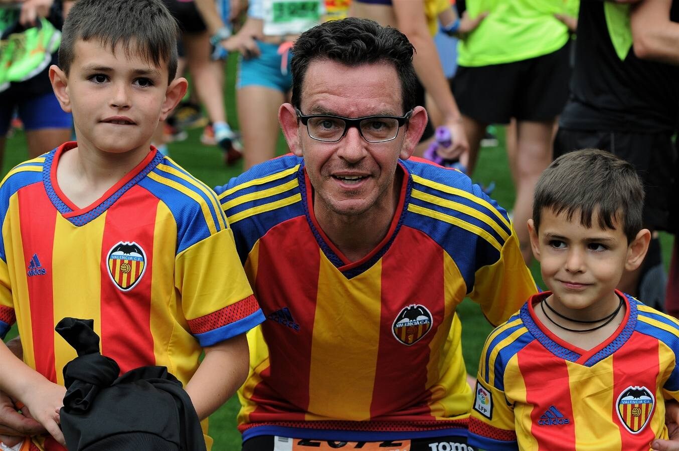 Fotos: Búscate en la carrera popular de la Fundación Valencia CF