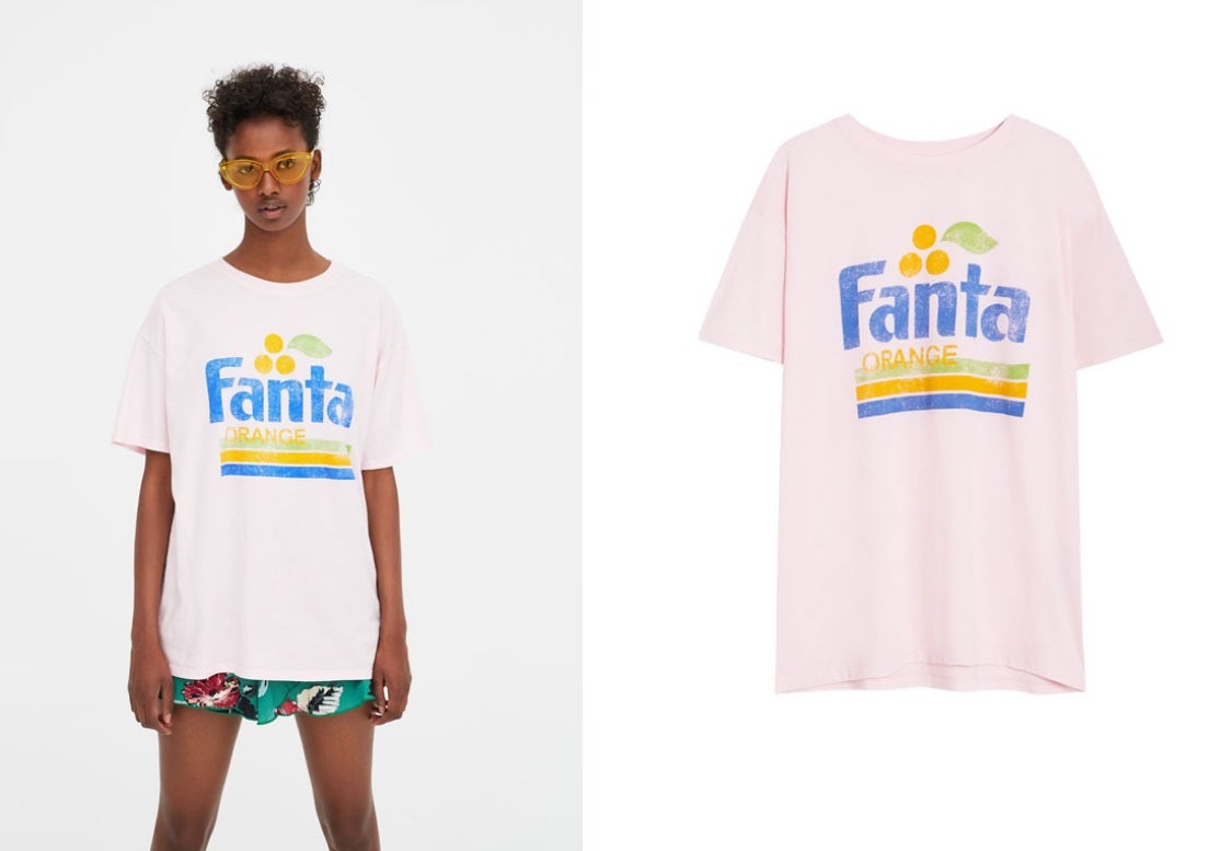 La semana pasada una de las firmas de Inditex sacó a la venta la  Camiseta Fanta Vintage , pero no es la única prenda que durante años se utilizó para limpiar y ahora vuelve a estar de moda.