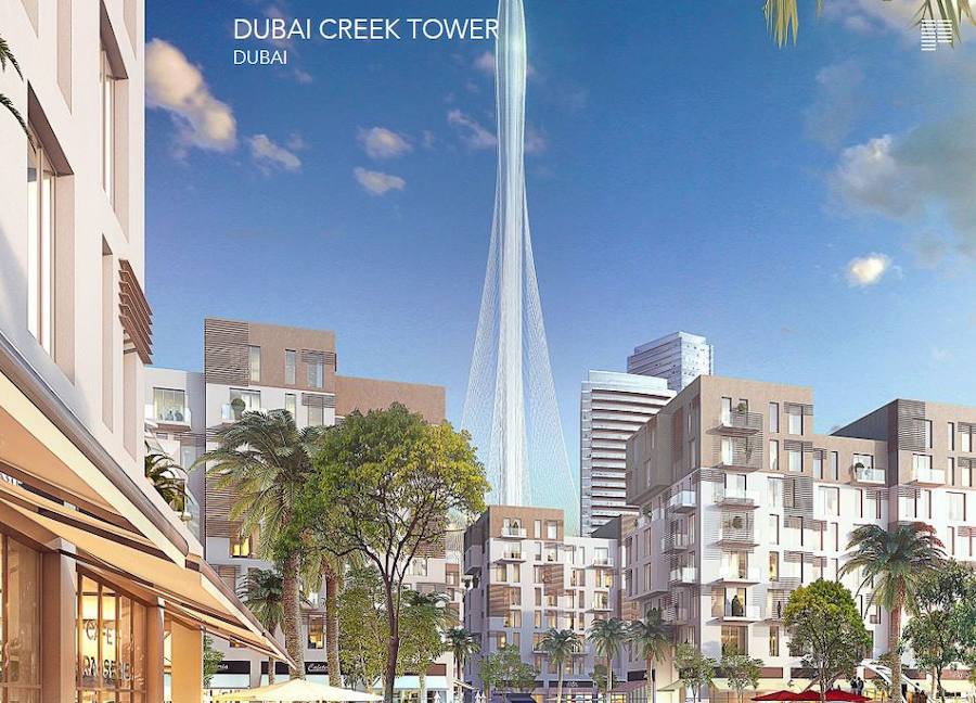 La torre La torre de Dubai Creek, diseñada por el arquitecto e ingeniero valenciano Santiago Calatrava, acaba de completar su cimentación, marcando "un nuevo hito en el proceso de su construcción". A comienzos del mes de septiembre de 2017 comenzó a verterse el hormigón que se ha prolongado durante ocho meses, dos menos que los previstos, destacan desde el estudio del autor. La cimentación de la Torre se ha desarrollado a través de múltiples capas escalonadas de hormigón de aproximadamente 20 metros de grosor que cubre y transfiere la carga a los pilotes de la base. Para cumplir este hito, ha sido necesario verter 50.000 metros cúbicos de hormigón, con un peso total cercano a las 120.000 toneladas, equivalente a la torre CN de Canadá. También ha sido necesario utilizar 16.000 toneladas de acero para reforzar la estructura, equivalentes a más de dos veces el peso de la Torre Eiffel.