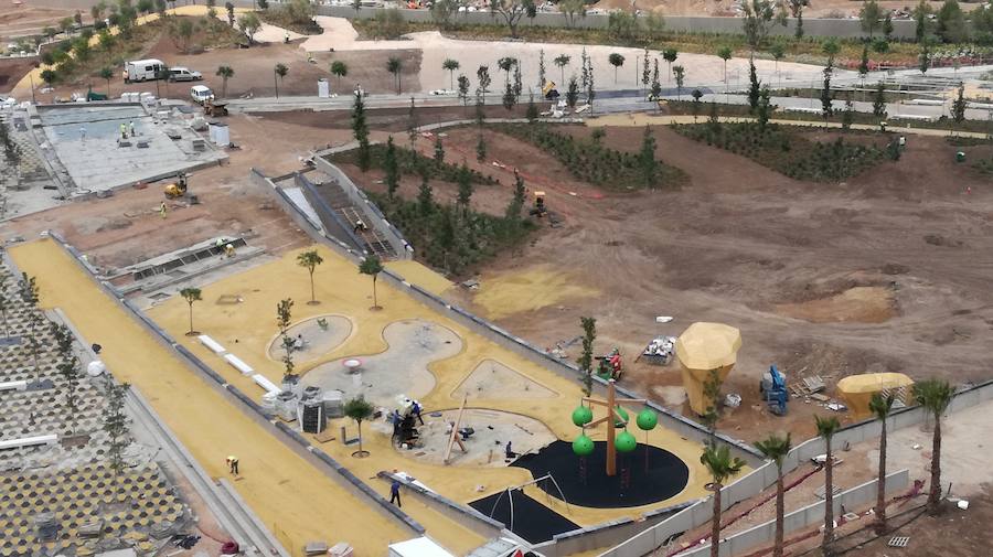 Fotos: El Jardín de los Niños del Parque Central de Valencia