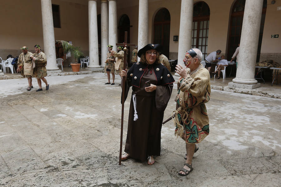 Fotos: La Cabalgata del Convite invade Valencia de danzas, música y color