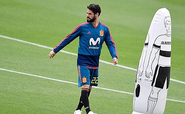 Isco, en un entrenamiento con la selección. 