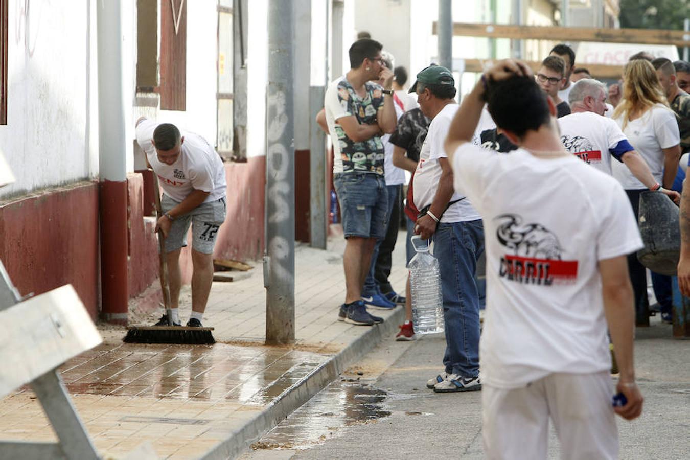 El aficionado, natural de Torrent, ha recibido una cogida mortal tras resbalarse