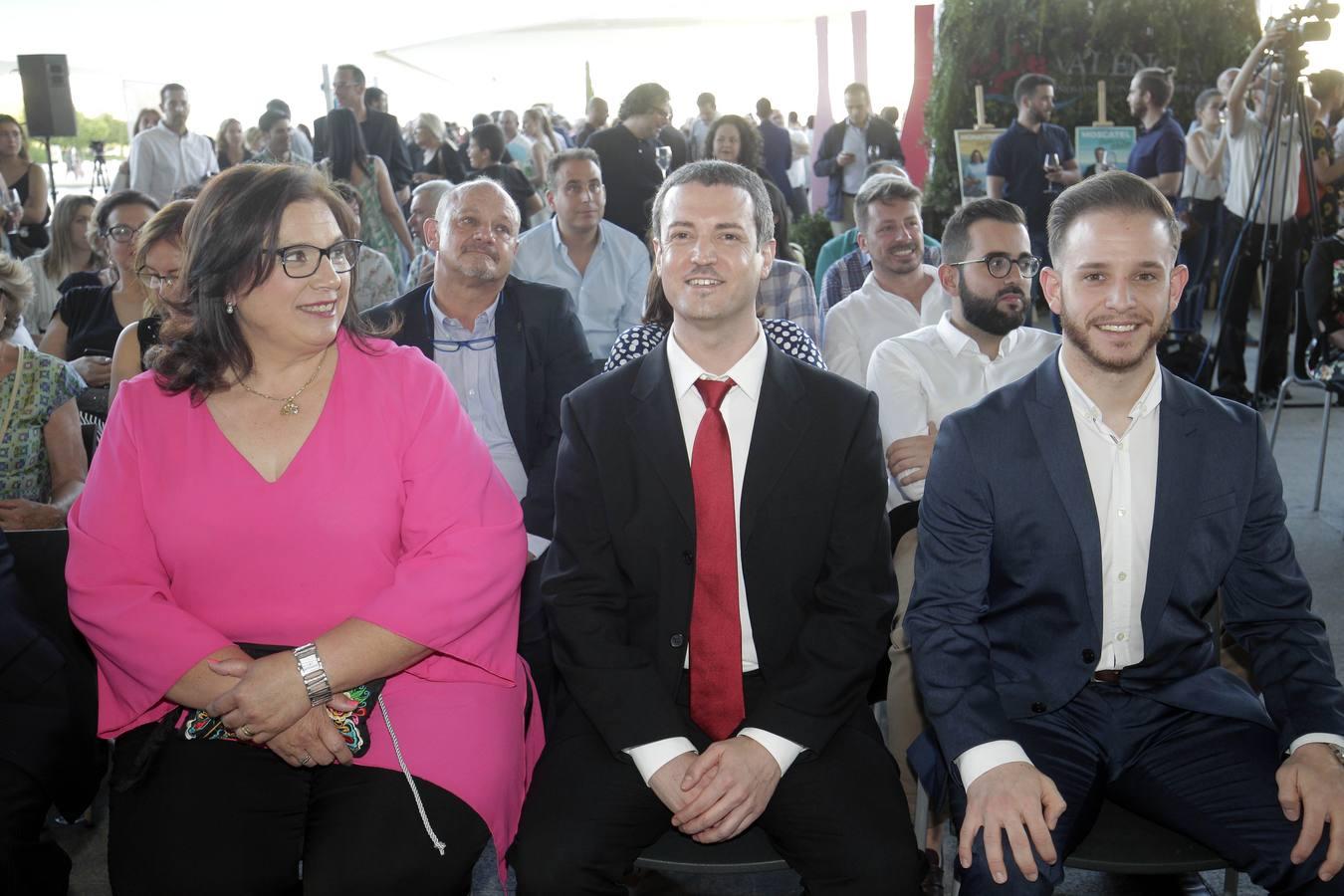 El evento ha reunido a más de una treintena de bodegas amparadas por la marca organizadora, las cuales han aprovechado el evento para presentar su diversa y amplia oferta