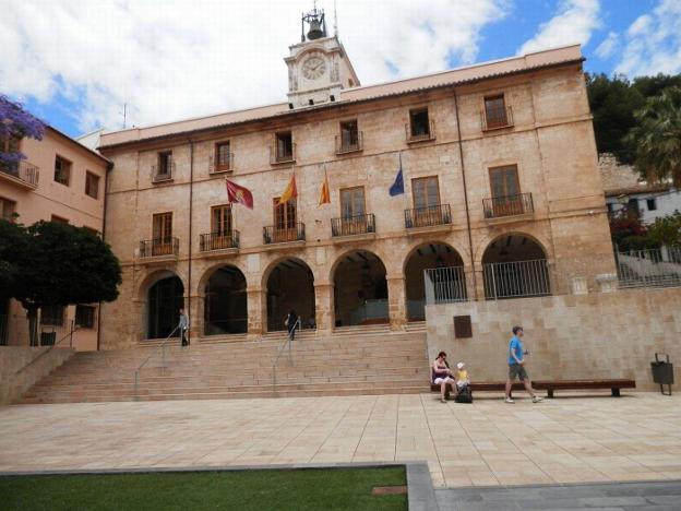 La Casa Consistorial de Dénia, donde ayer el edil de Hacienda anunció la salida del plan de ajuste. 