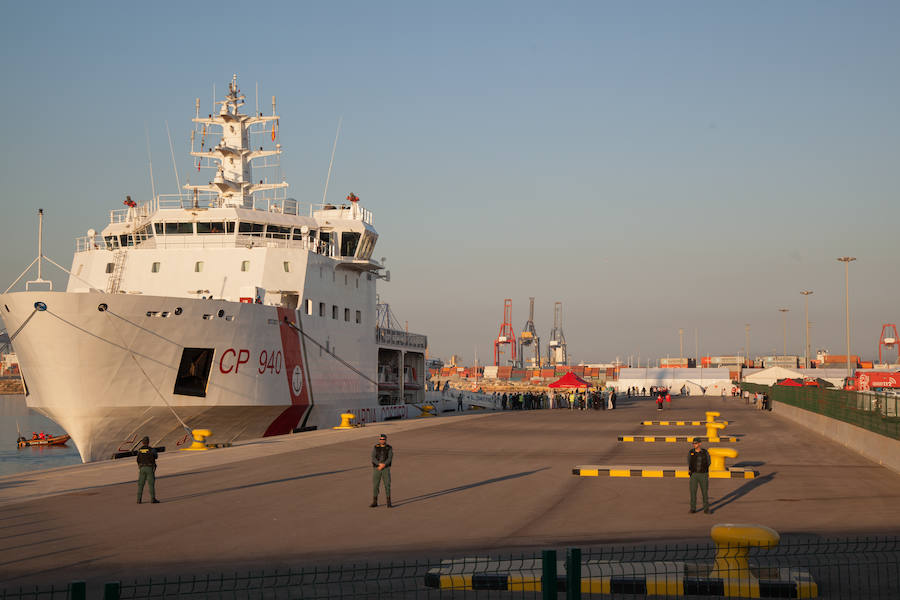 Fotos: La flotilla del Aquarius llega a Valencia