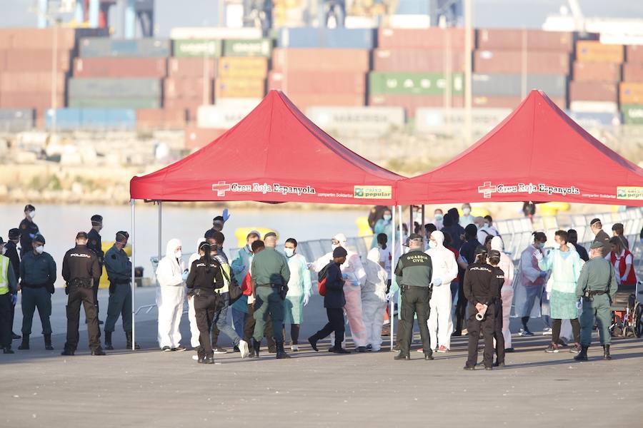 Fotos: La flotilla del Aquarius llega a Valencia