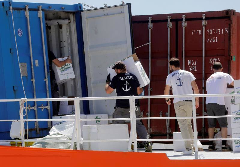 Fotos: Fotos de la salida del Aquarius de Valencia