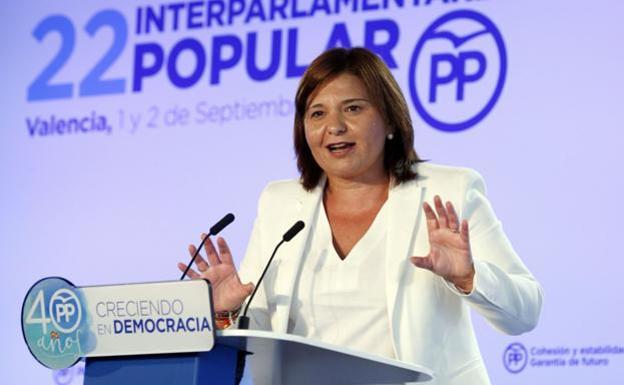 Isabel Bonig, durante un acto del PP. 