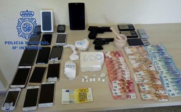 7 detenidos por vender droga en Sagunt y Canet d'en Berenguer