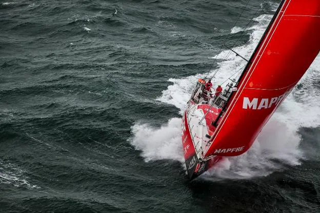 El Mapfre, segundo en la llegada.