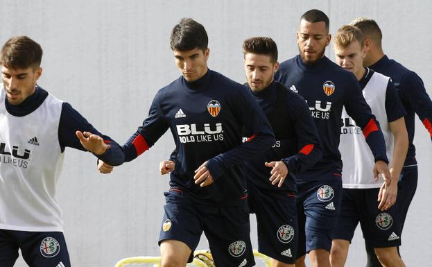 Nacho Vidal, Carlos Soler y Nacho Gil en un entrenamiento. 