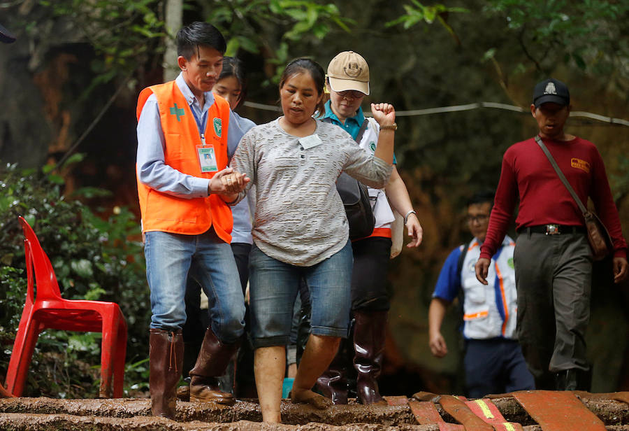 Fotos: La agonía de Tailandia para rescatar a los niños