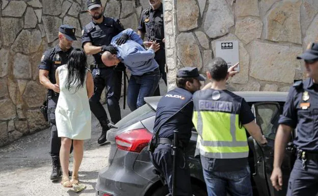La mafia armenia fundía en un piso de la provincia de Valencia las joyas que robaba en España