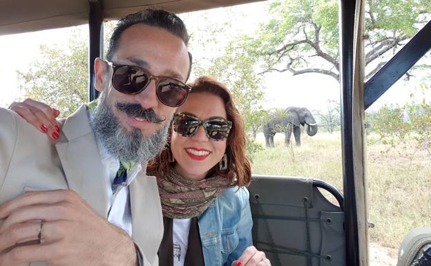 El matrimonio durante su viaje por Sudáfrica.