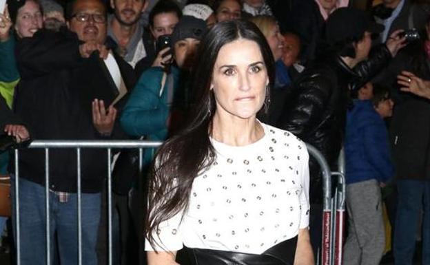 Roban la tarjeta de Demi Moore y se gastan 145.000 euros