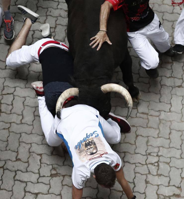 Fotos: Fotos del encierro de San Fermín con toros de Jandilla (viernes 13 de julio de 2018)