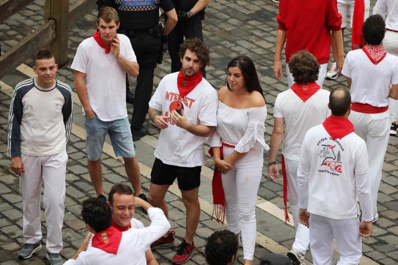 Un joven de 18 años de Segorbe (Castellón), M.Z.F., ha resultado herido con policontusiones de pronóstico leve en el tramo de Espoz y Mina, en el rapidísimo y peligroso  séptimo encierro de Sanfermines