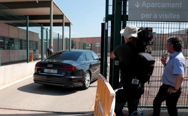 Entrada a la prisión de Llenoders.