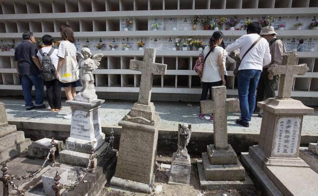 Cementerio de Cape Collinson, en Hong Kong.