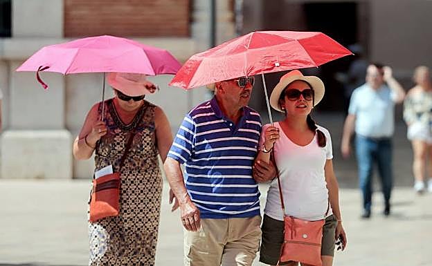 Alerta amarilla por las altas temperaturas y por lluvias en la Comunitat 