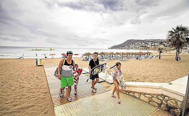 La Comunitat Valenciana está en alerta amarilla, ante la previsión de fuertes lluvias en la zona sur de Valencia y norte de Alicante 