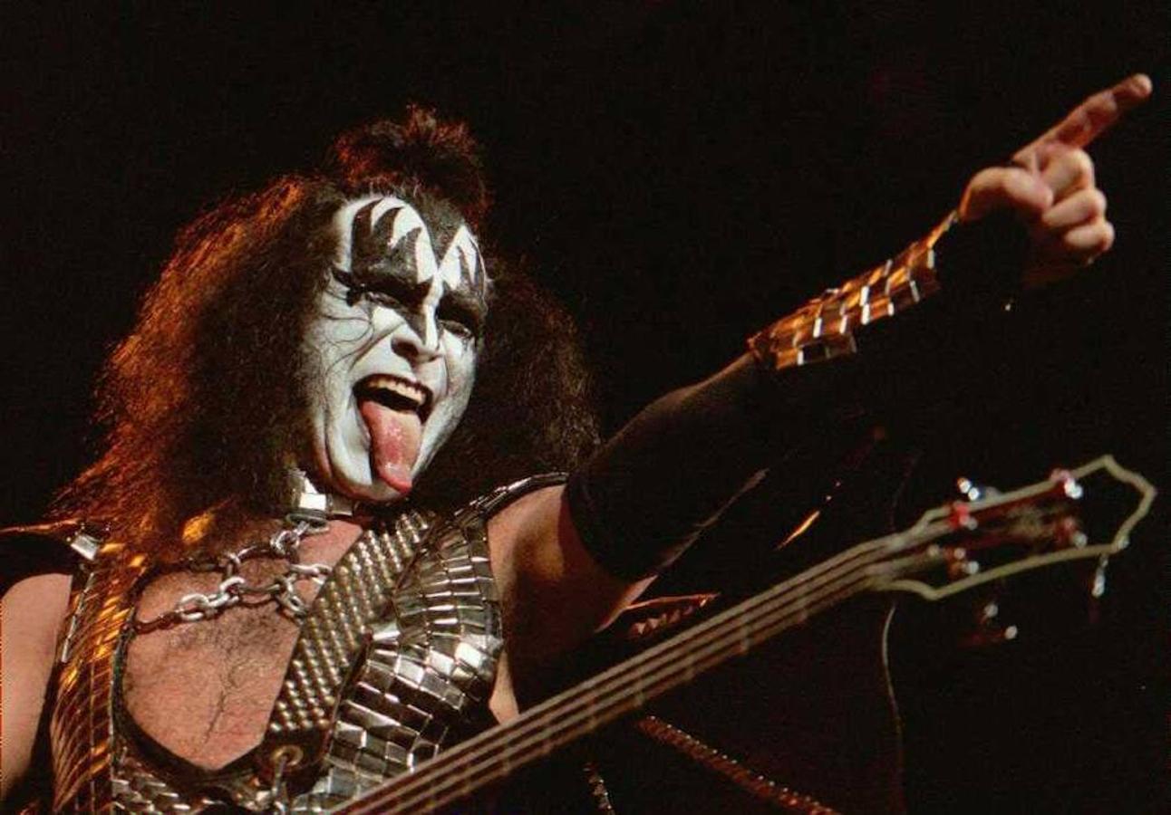 Gene Simmons (KISS) en 1996.