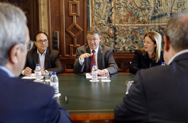 Vicent Soler y Ximo Puig, sobre quienes Compromís deposita el peso de una decisión que no comparte. 