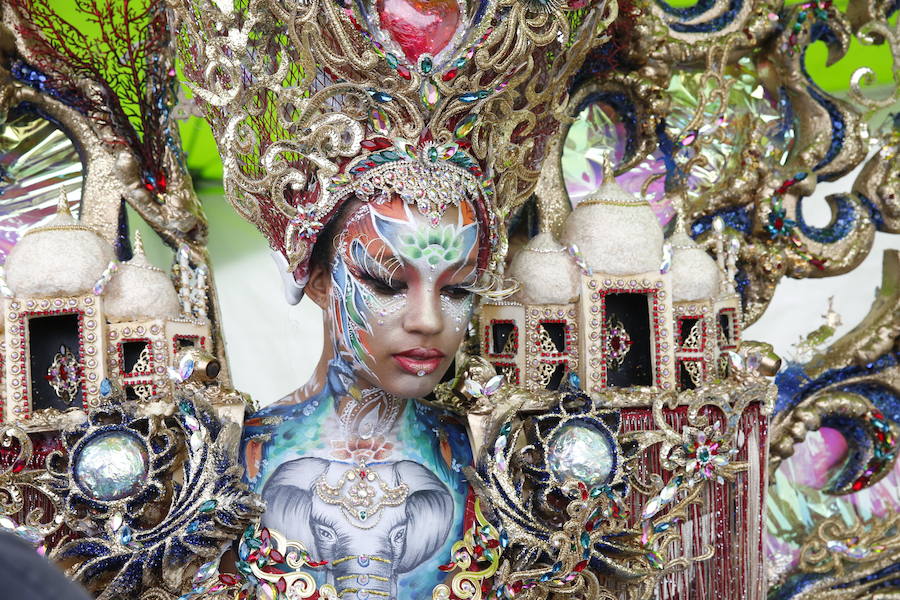 Color, color, color... El Daegu International Body Painting Festival 2018 ofrece sobre todo color y arte sobre la piel. La localidad surcoreana de Daegu celebra estos días este evento de pintura sobre la piel.