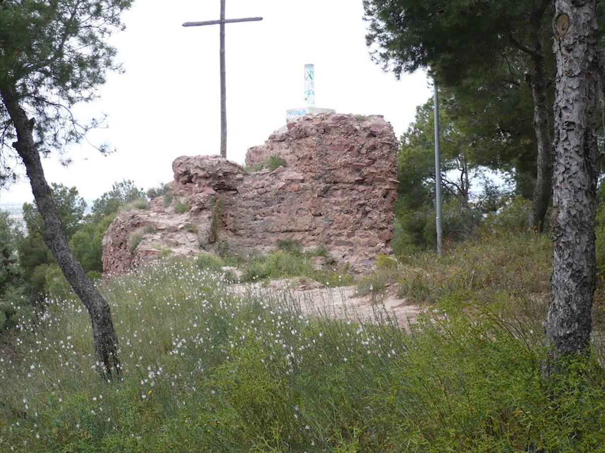 Restos del castillo de El Puig (Valencia)