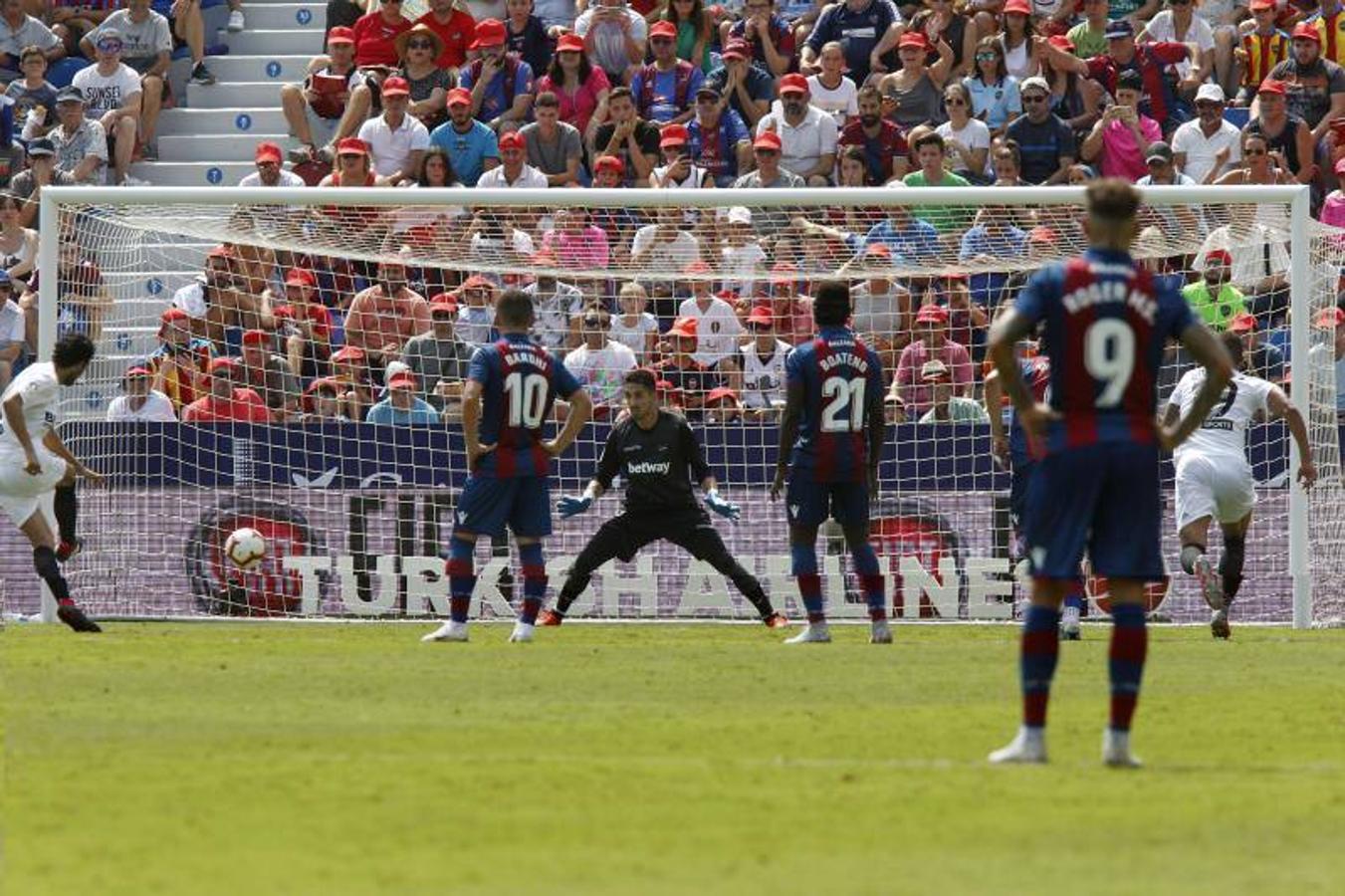 Fotos: Fotos del Levante UD - Valencia CF