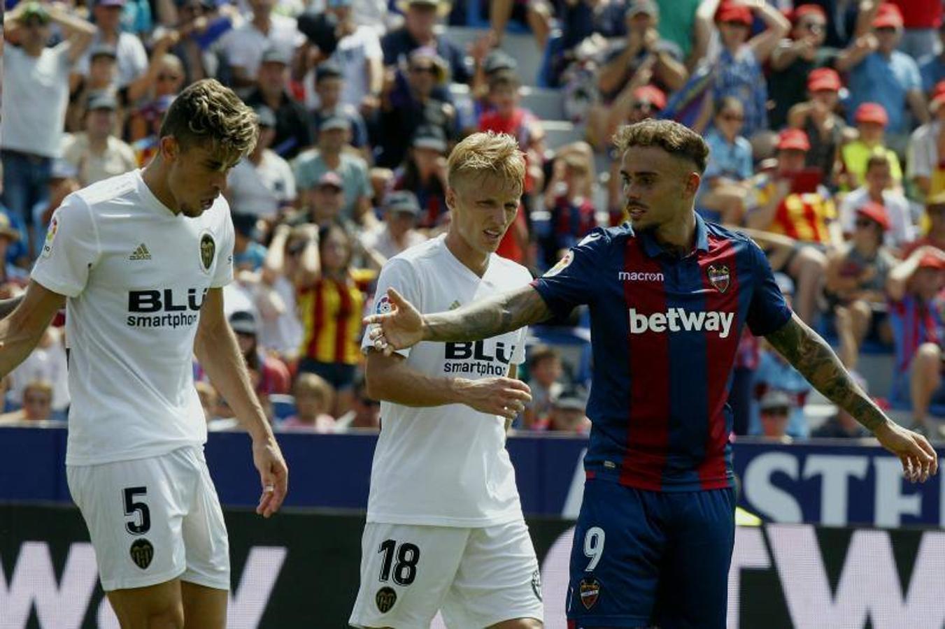 Fotos: Fotos del Levante UD - Valencia CF